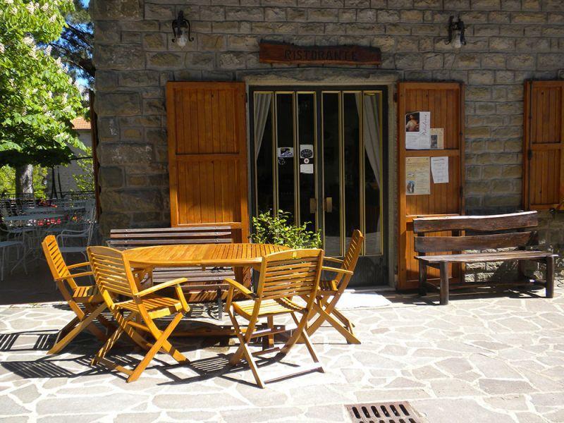 Albergo Ristorante Letizia คิวซี เดลลา แวร์นา ภายนอก รูปภาพ